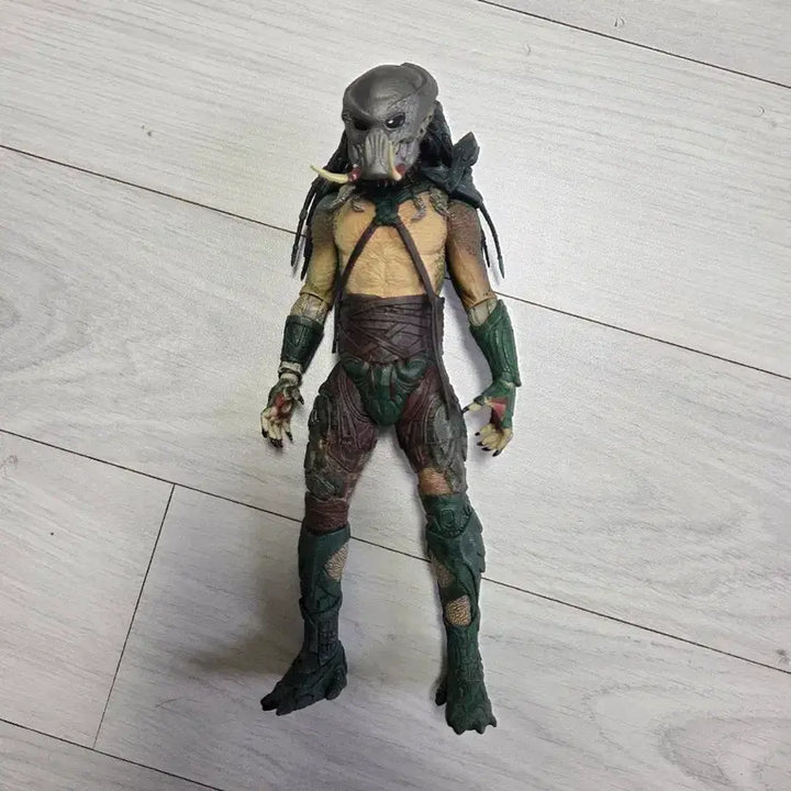 [BUNJANG] Neca Predator Tracker Figure / 네카 프레데터 트래커(할인)