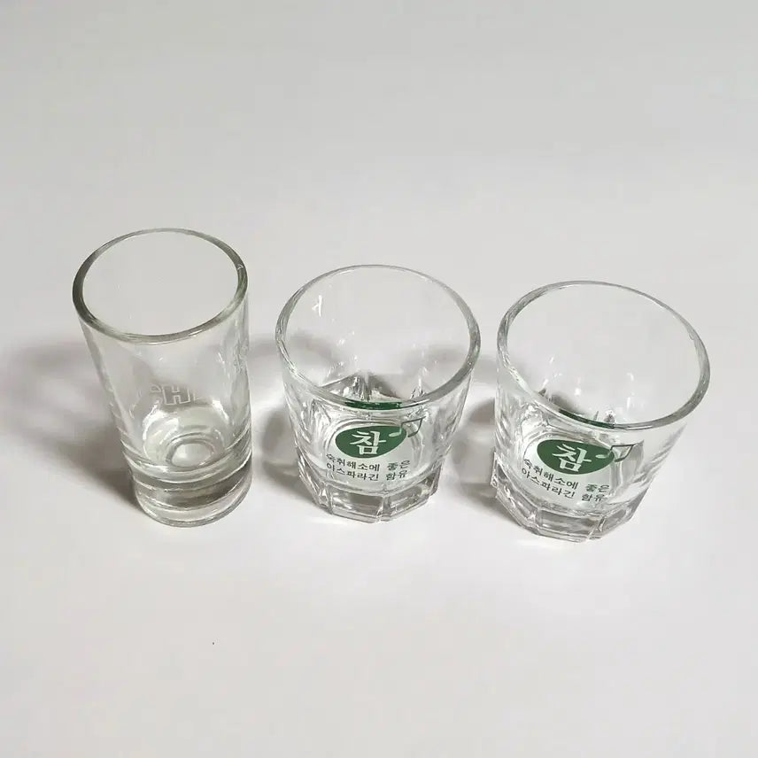 [BUNJANG] Vintage Glass Cups Collection (Samgyuk Soymilk, Orang C, Del Monte) / 삼육두유 오란씨 델몬트 옛날 유리컵 유리잔 빈티지 레트로 카페 90년대