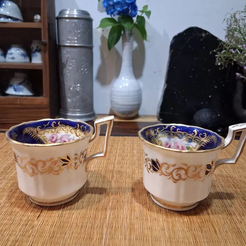 [BUNJANG] Gakie-mon Tea Cups (Set of 2), circa late 19th Century / 1800년대 전후 가기에의 한 형태8 차잔 2점
