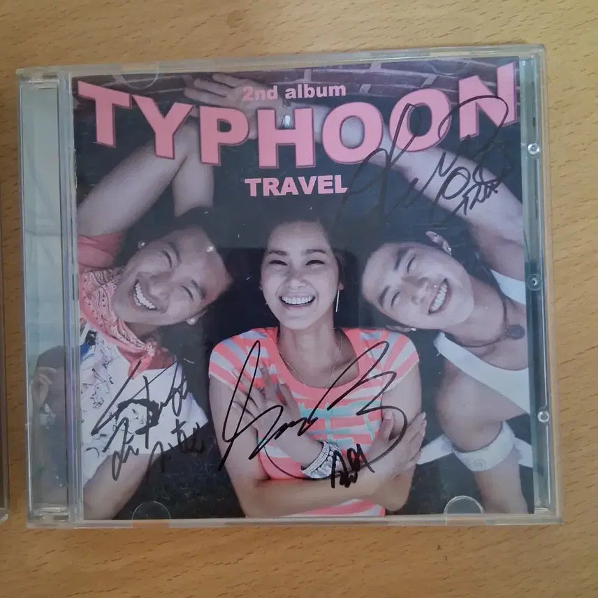 [BUNJANG] SeSe Typhoon Signed Autographed CD / 희귀 소장가치 SeSe / Typhoon 싸인  CD