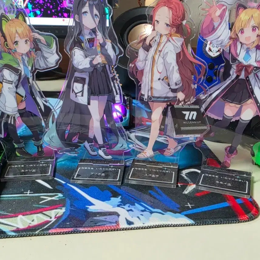 [BUNJANG] Blue Archive Game Development Club Official Acrylic Stand Set (4 Types) / 블아 게임개발부 공식 아크릴 스탠드 4종 세트