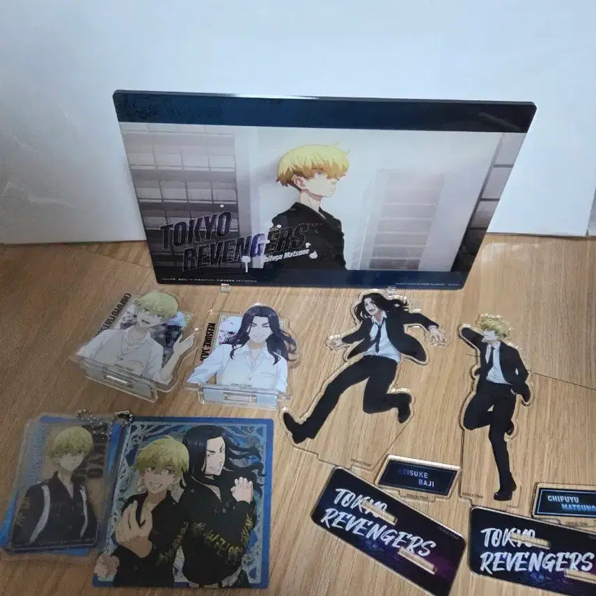 [BUNJANG] Tokyo Revengers Chifuyu Apparel Bundle / 도쿄리벤져스 도리벤 바지, 치후유 굿즈 처분 일괄
