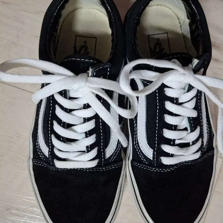[BUNJANG] Vans Old Skool Black Sneakers / 반스 올드스쿨 블랙 스니커즈