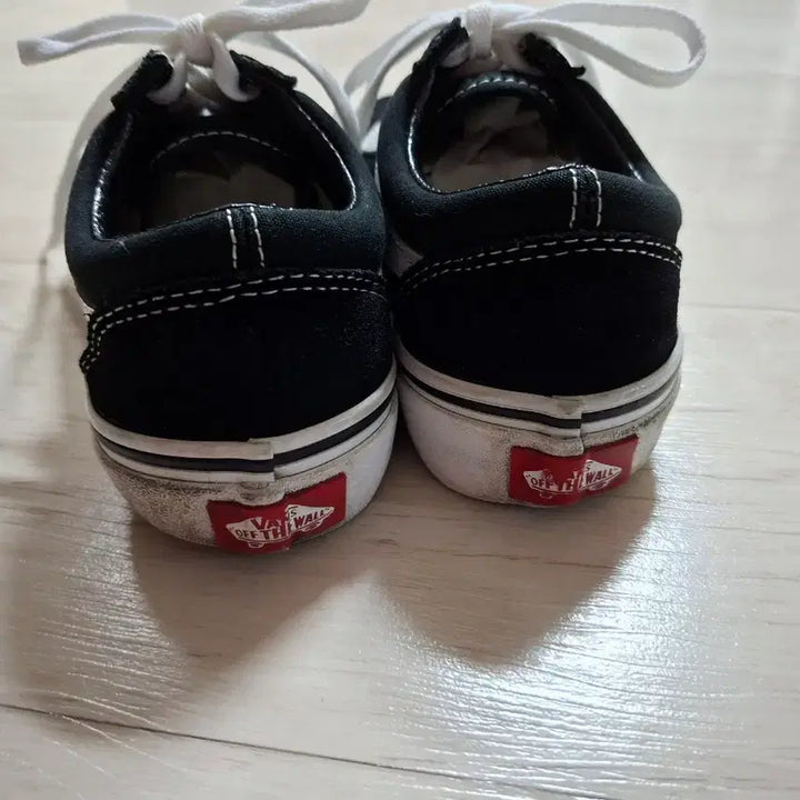 [BUNJANG] Vans Old Skool Black Sneakers / 반스 올드스쿨 블랙 스니커즈