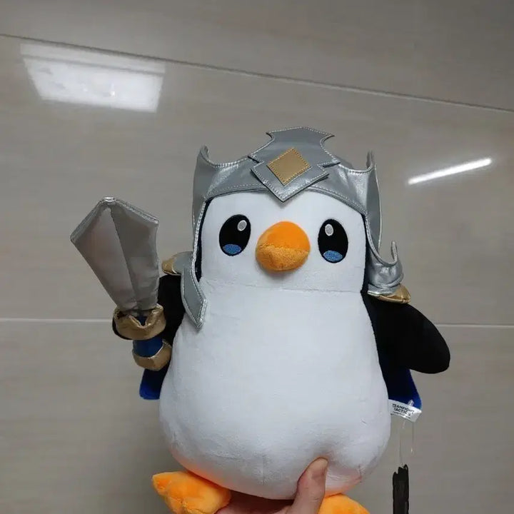 [BUNJANG] Teamfight Tactics Penguin Champion Tier 3 Plush / TFT 펭구 티어3 챔피언 인형