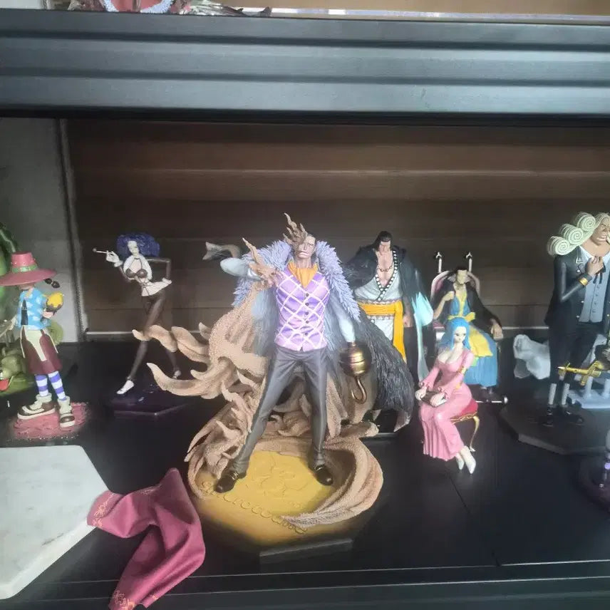 [BUNJANG] One Piece Resin Figure C2 Crocodile Cross Guild Version / 원피스 레진 피규어 c2 크로커다일 크로스길드 버전
