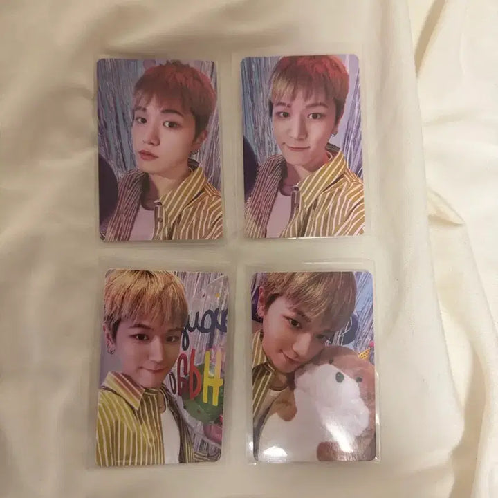 [BUNJANG] Riu Lucky Draw Photocard Holder &amp; 2025 Birthday Photocard Set / 리우럭키드로우키링+2025리우생일포카