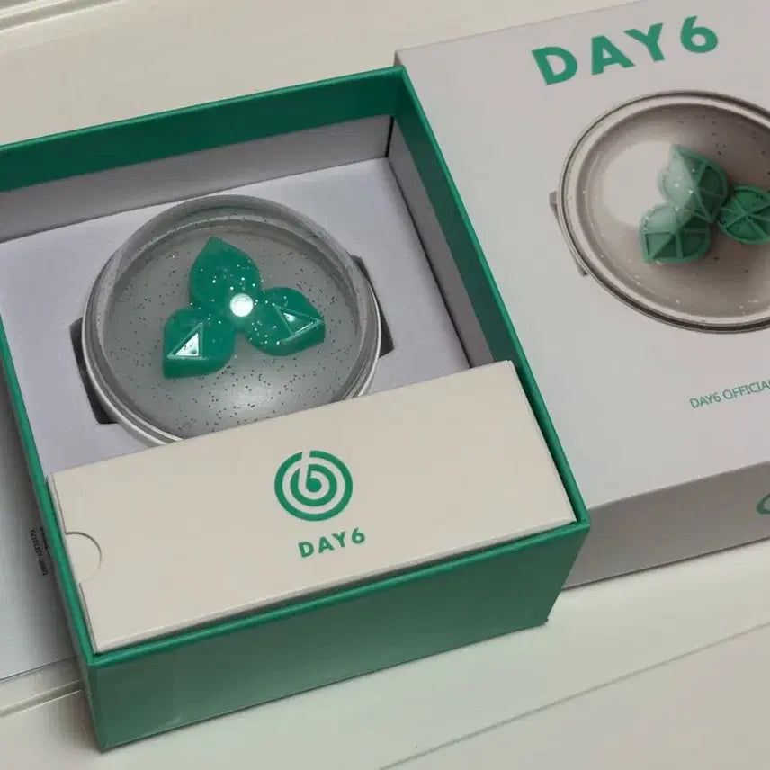 [SOLD OUT] DAY6 공식 응원봉 ver.3 데이식스 (1회 사용)
