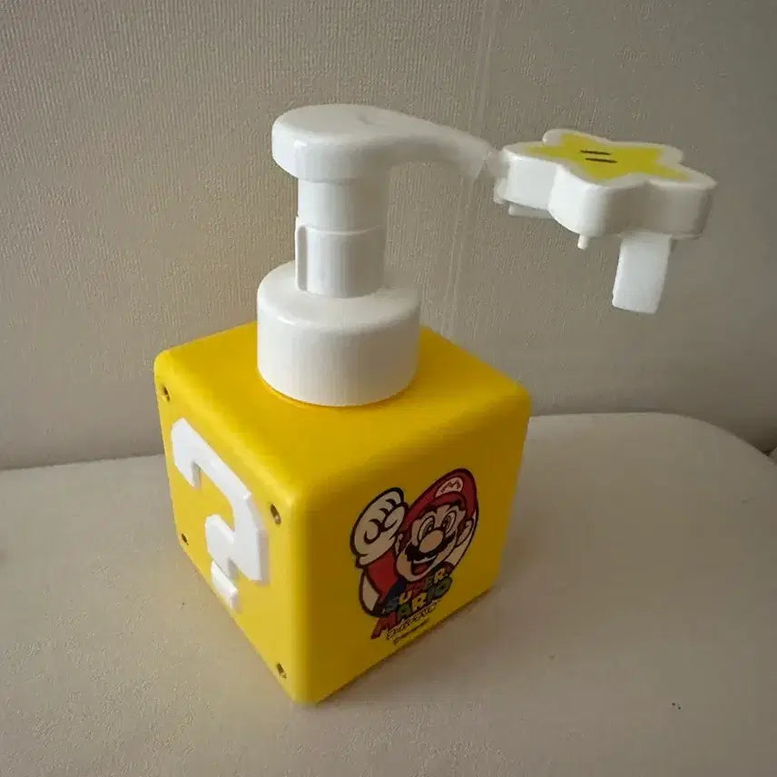 [BUNJANG] Nintendo Super Mario Star Shape Bubble Hand Wash Dispenser / 닌텐도 슈퍼마리오 핸드워시 디스펜서