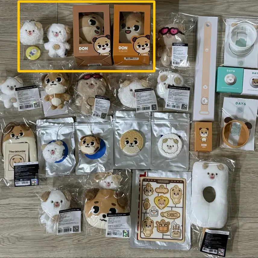 [BUNJANG] Day6 Young K Custom Bundle Set (Including Dannimals, Petit Mals, Keyrings, Badges, and more) / (원가 이하) 데이식스 도운 굿즈 세트 md 데니멀즈 키링 쁘멀 커스텀