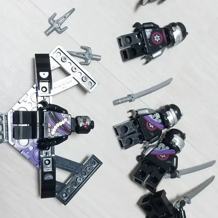 [BUNJANG] LEGO Ninjago Crypton Nindroids Army Figures Bundle Set / 레고 닌자고 크립토 닌드로이드 군대 피규어 일괄
