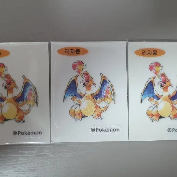 [BUNJANG] Pokemon Charizard Sticker / 포켓몬스터 리자몽 띠부씰