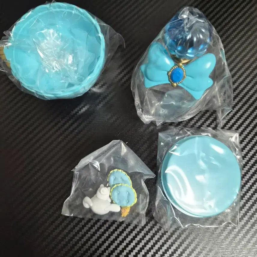 [BUNJANG] Sanrio Cinnamoroll Dolly Case Figure / 시나모롤 돌리케이스