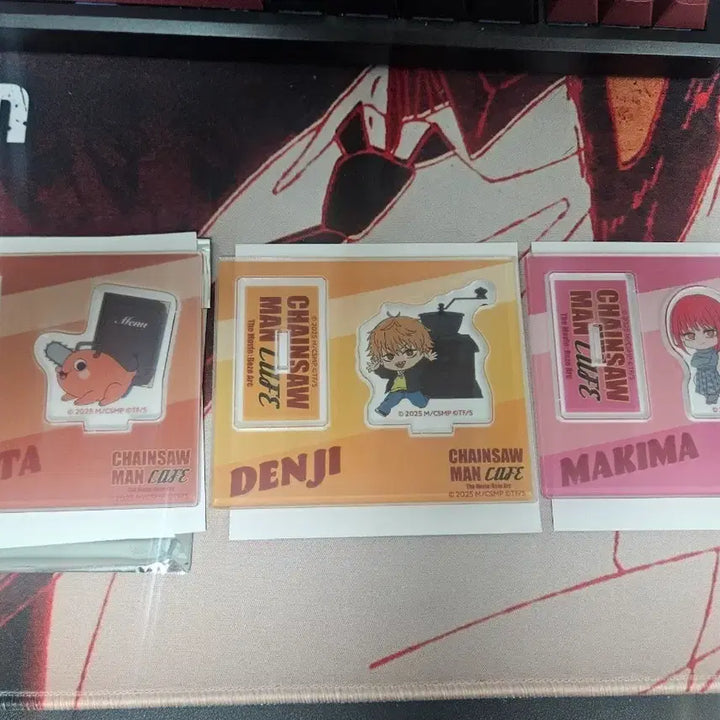 [BUNJANG] Chainsaw Man Collaboration Cafe SD Acrylic Standee (Pochita/Denji/Makima) / 체인소맨 콜라보 카페 SD 아크릴 스탠드 (포치타/덴지/마키마)