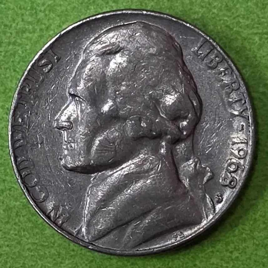 [BUNJANG] 1969 United States 5 Cent Coin / 1969년 미국 5센트 동전 M3069
