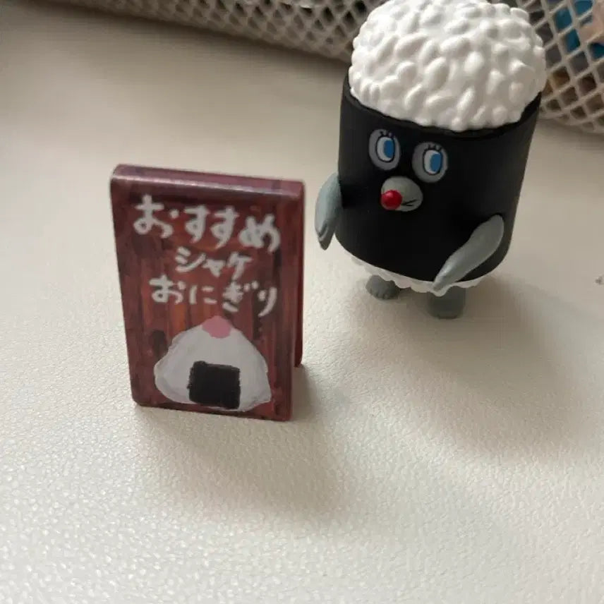 [BUNJANG] Bread Thief Bread Robber Gacha Figure Set / 빵도둑 빵도로보 가챠 피규어 오니기리 주먹밥