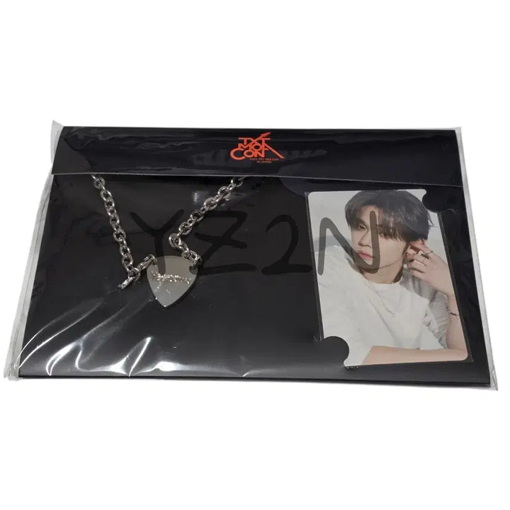 [BUNJANG] TXT Yeonjun MOA CON JP Pick Chain Necklace / (연준) 모아콘 재팬 피크 체인 목걸이