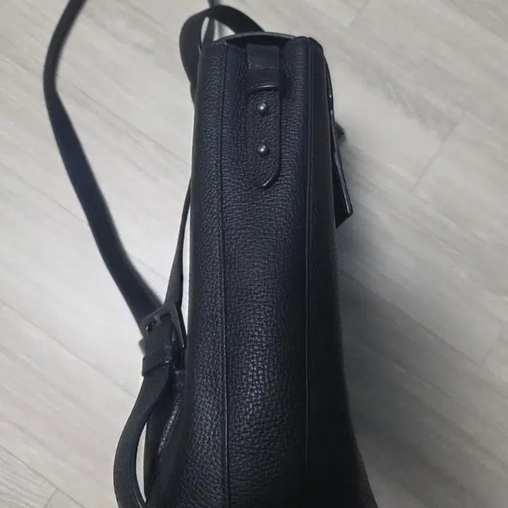[BUNJANG] Couronne Black Backpack RCBBXX 23 111 BKX / 쿠론 블랙 백팩 RCBBXX 23 111 BKX