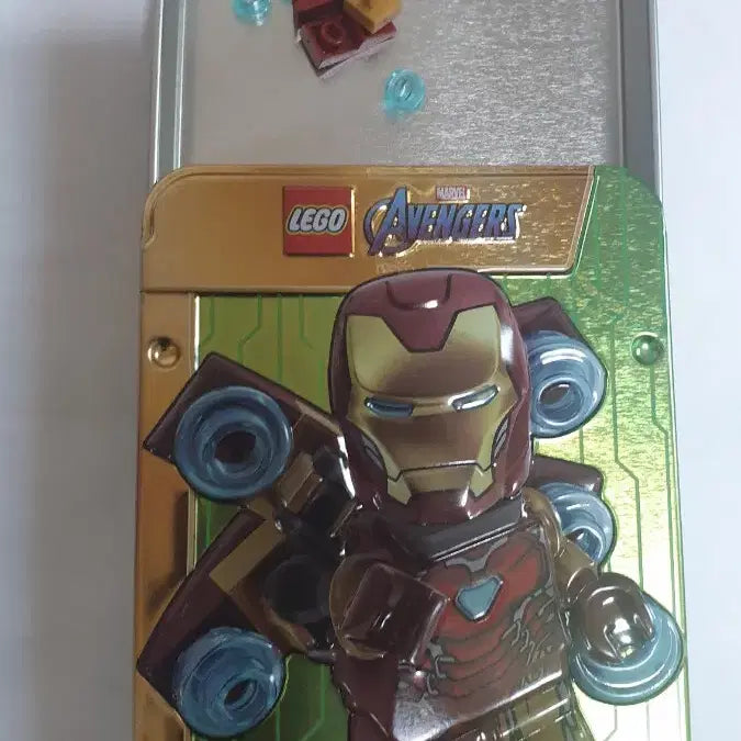 [BUNJANG] LEGO Marvel Iron Man Limited Edition Tin Case Figure Included / 레고 마블 아이언맨 한정판 틴케이스 피규어포함