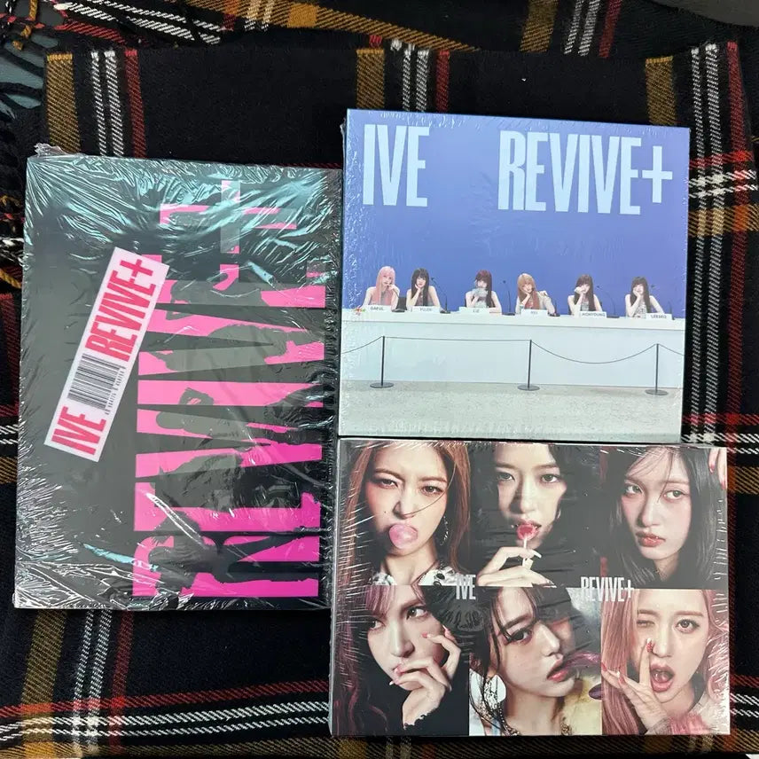 [BUNJANG] IVE REVIVE 3-Album Set (Unsealed) / 현물) 미개봉 IVE 아이브 앨범 리바이브 REVIVE 3종 세트