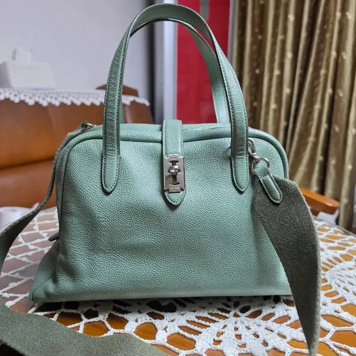 [BUNJANG] BUNQ TOCK Tote Medium Moss Green / 분크 토크 토트 미디움 모스그린.