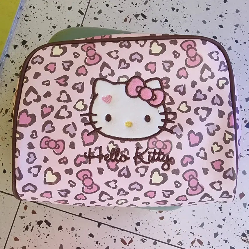 [BUNJANG] Hello Kitty Pink Leopard Pouch Bag / 헬로키티 핑크 레오파드 파우치 가방