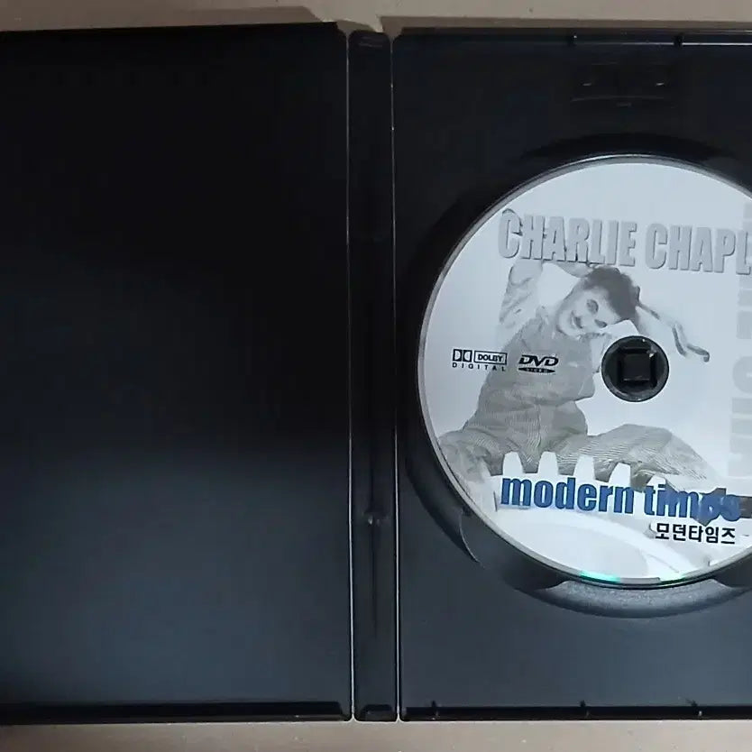 [BUNJANG] Charlie Chaplin Modern Times DVD (Unused) / (미사용) 찰리 채플린 모던 타임즈 DVD