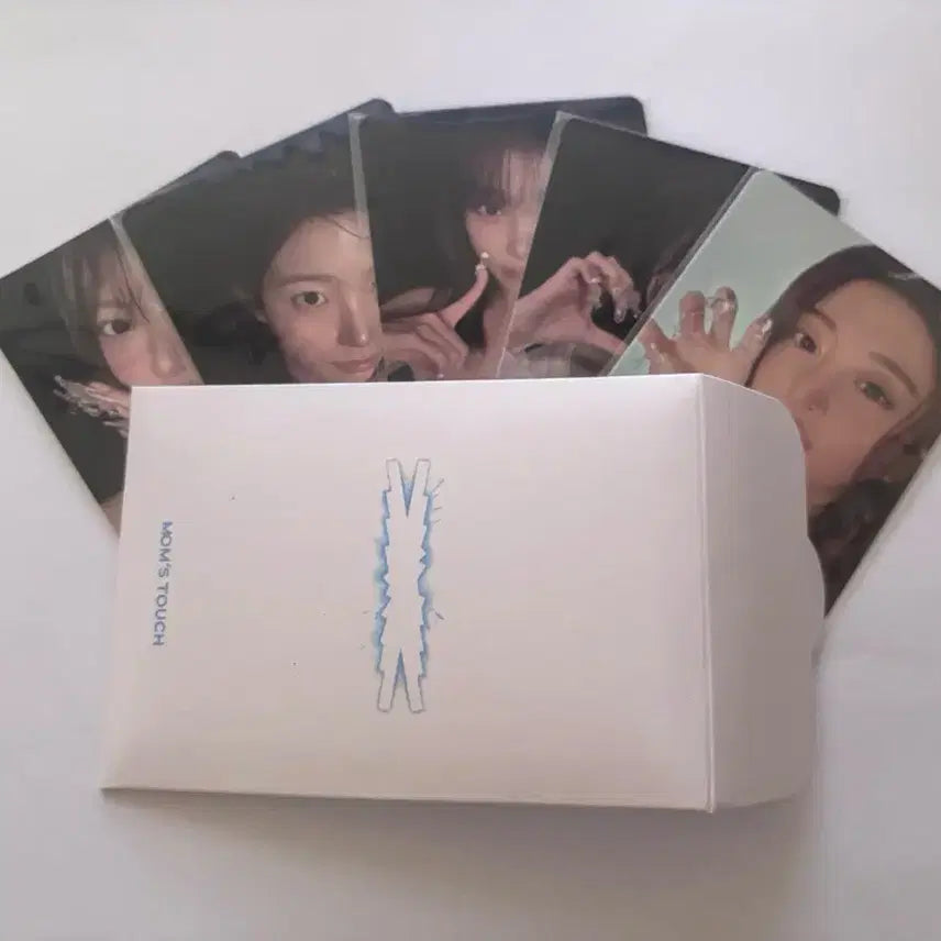 [SOLD OUT] 맘스터치 르세라핌 포토카드 미개봉 일괄 판매
