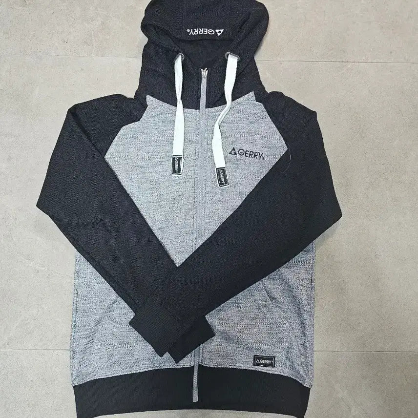 [BUNJANG] GERRY Hooded Zip-Up Jacket Grey/Black L / GERRY 제리 후드 집업 그레이/블랙 L