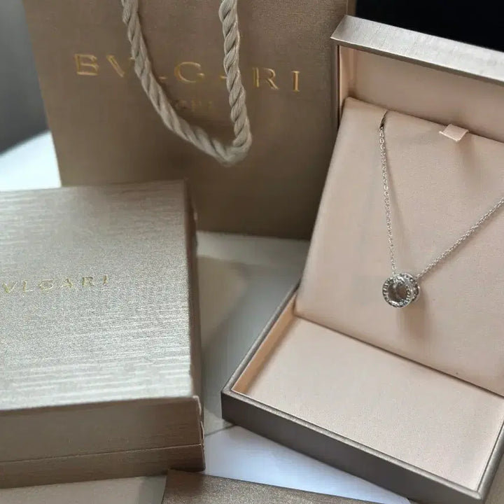 [BUNJANG] Bvlgari B.zero1 Save the Children Necklace / 불가리 비제로원 세이브더칠드런 목걸이