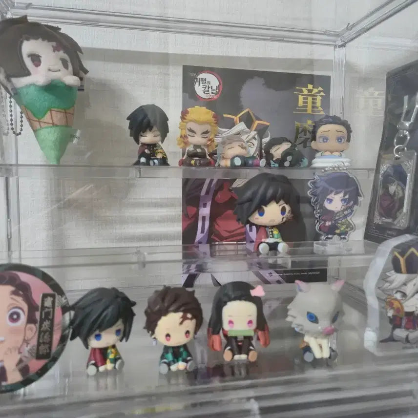 [BUNJANG] Demon Slayer Goods Bundle (Giyu, Muichiro, Doma, etc.) + Choconoko Figures / 귀멸의 칼날 굿즈 일괄 (기유, 무이치로, 도우마 등) + 초코노코 3개