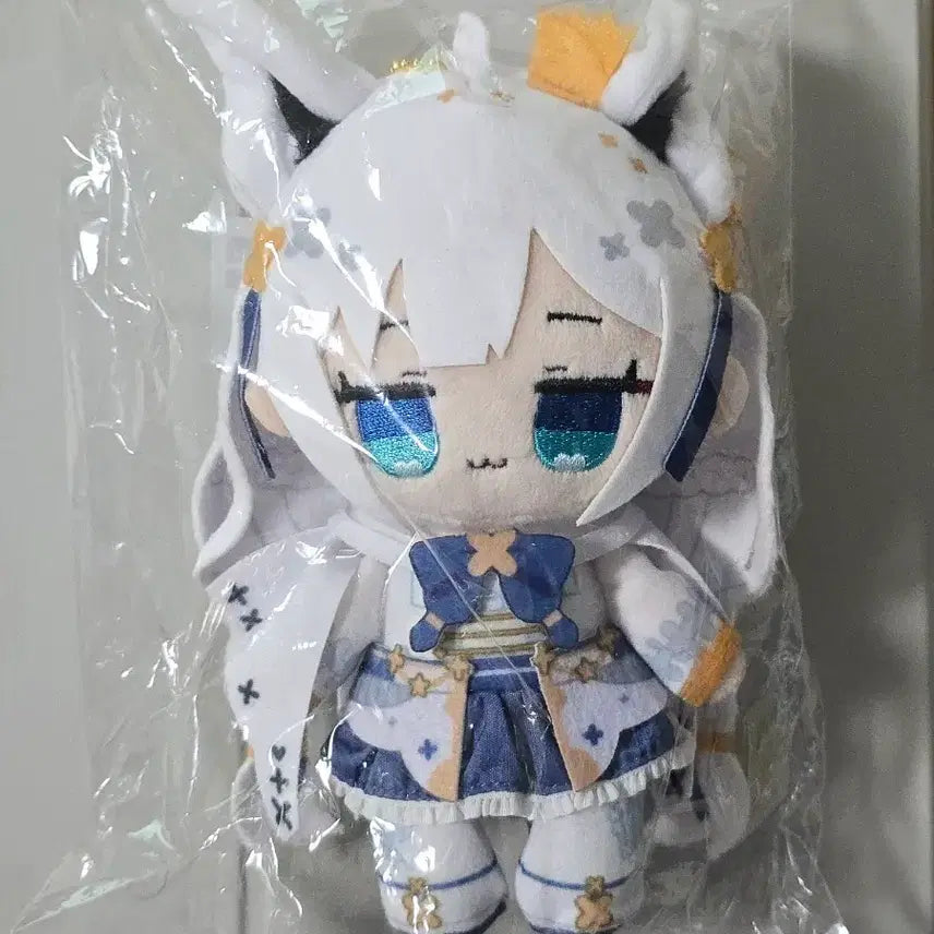 [BUNJANG] Hololive Shirakami Fubuki 2024 Birthday Commemorative Plush Doll / 홀로라이브 시라카미 후부키 2024년 생일 기념 누이구루미 인형