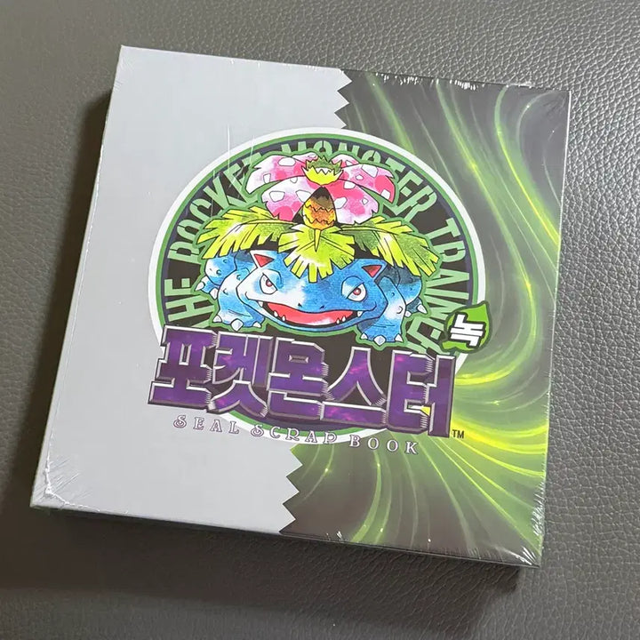 [BUNJANG] Pokemon Bulbasaur Sticker Book 30th Anniversary Scrapbook (Sealed) / (미개봉)포켓몬 이상해꽃 띠부씰북 판매 30주년 스크랩북