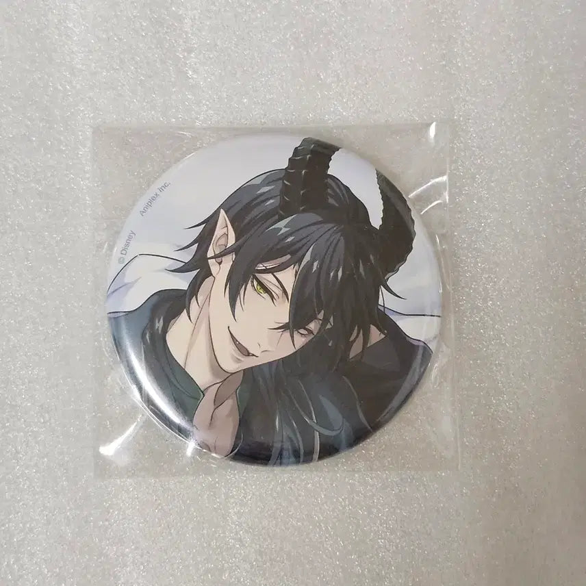 [BUNJANG] Twisted-Wonderland Malleus Comfortable My Room Pajamas Can Badge / 트위스테 말레우스 편안한 마이룸 잠옷 캔뱃지 개당가격