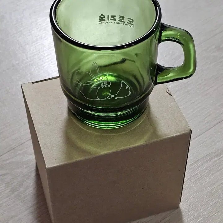 [BUNJANG] Studio Ghibli My Neighbor Totoro Acorn Forest Exclusive Mug / (미사용) 지브리 이웃집토토로 도토리숲 특전 컵