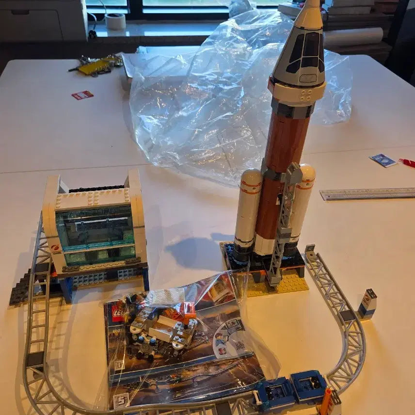 [BUNJANG] LEGO City 60228 Deep Space Rocket and Launch Control / 레고 60228 시티 우주