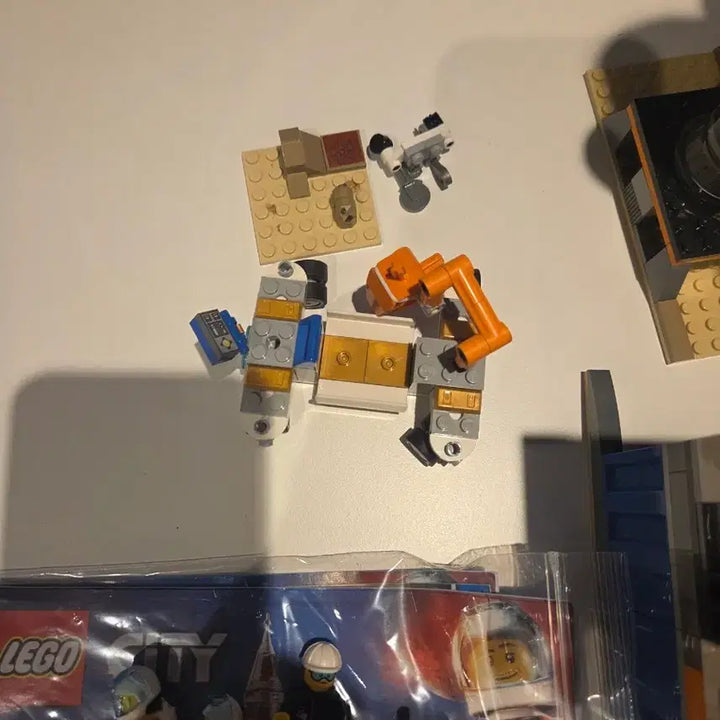 [BUNJANG] LEGO City 60228 Deep Space Rocket and Launch Control / 레고 60228 시티 우주