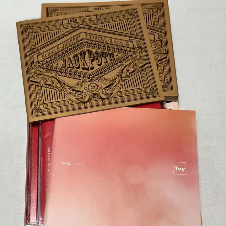 [BUNJANG] Block.B Jackpot Toy Taeil Edition Limited Edition Japanese Album CD Bundle Set / 블락비 block.b 잭팟 토이 태일 에디션 일본 앨범 씨디 일괄 한정판