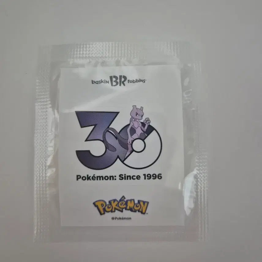 [BUNJANG] Baskin Robbins Pokémon 30th Anniversary Special Ddibusil Mewtwo / 배라 포켓몬 30주년 스페셜 띠부실 (뮤츠)