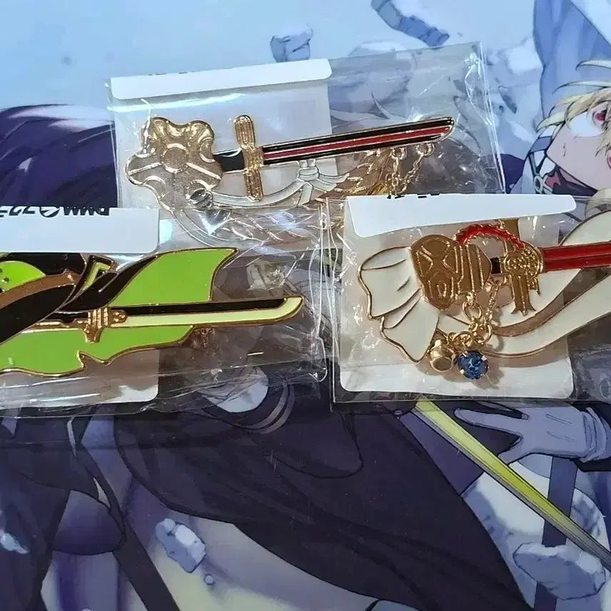 [BUNJANG] Owari no Seraph DMM Kuji B Prize Guren, Mika, Yuu Badge Bundle Set / 종말의 세라프 DMM 쿠지 B상 구렌, 미카, 유우 뱃지 일괄 판매