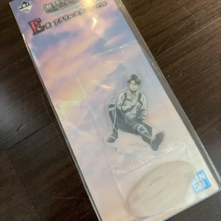 [BUNJANG] Attack on Titan Levi Figure C Prize &amp; E Prize Acrylic Stand (Sealed) / 미개봉)진격의거인 제일복권 C상 리바이 피규어 + E상 리바이 아크릴