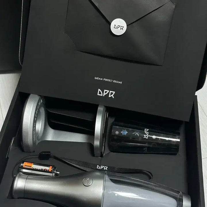 [BUNJANG] DPR DREAM LIGHT Limited Edition Lightstick / DPR 디피알 드림 라이트 응원봉 리미티드 한정 버전