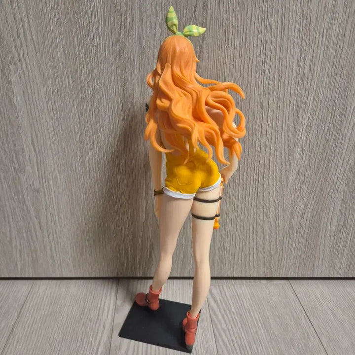 [BUNJANG] One Piece Nami Figure 2-Figure Set / 원피스 나미 피규어 2개일괄 판매