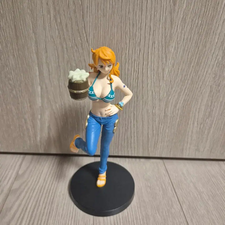 [BUNJANG] One Piece Nami Figure 2-Figure Set / 원피스 나미 피규어 2개일괄 판매