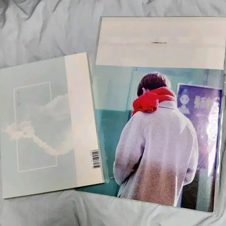 [BUNJANG] SHINee Onew Photobook COSMIC BLOSSOM / 샤이니 온유 홈마 화보집