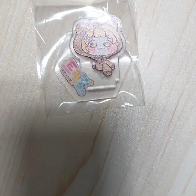 [BUNJANG] Trickster Youngchun Acrylic Stand (Sealed) / 트릭컬 희귀한 영춘이 아크릴 스탠드 미개봉 판매합니다