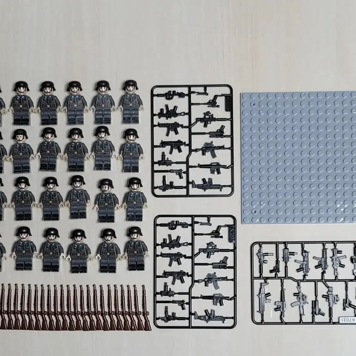 [BUNJANG] LEGO Compatible Building Blocks German Soldiers (24 pcs) / (새상품)레고호환블럭 독일군24개
