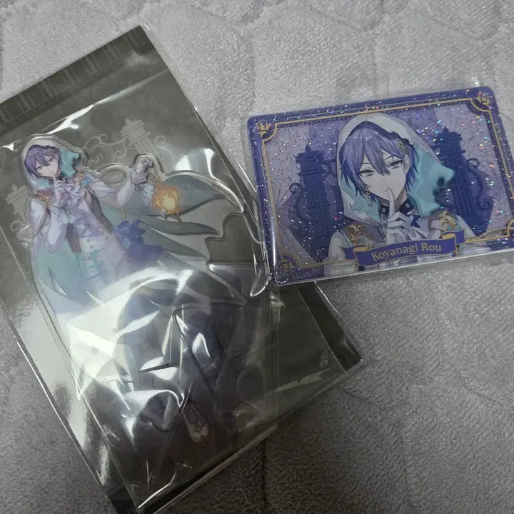 [BUNJANG] Nijisanji Koyanagi Ro Halloween Acrylic Stand &amp; Block Set (Sealed) / 니지산지 코야나기 로우 미개봉 할로윈 아크릴 스탠드 블록 일괄 양도 판매