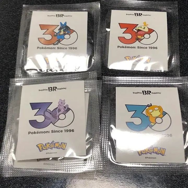 [BUNJANG] Baskin Robbins x Pokémon Sticker Set / 베라 포켓몬 띠부씰 판매