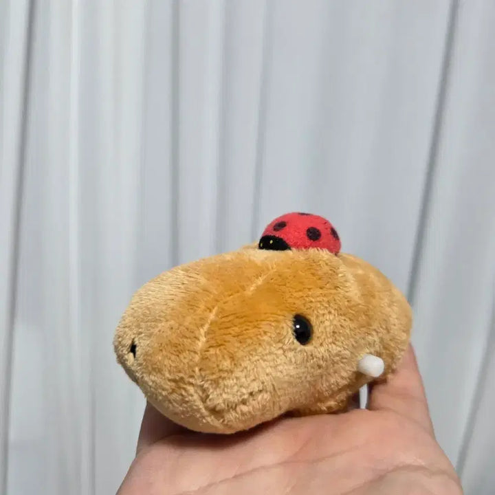 [BUNJANG] Vintage Capybara Wind-up Toy / 빈티지 토이 캐릭터 굿즈 고전 만화 인형 산엑스 카피바라상  태엽 작동